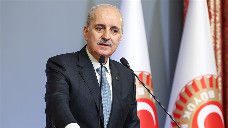 TBMM Başkanı Kurtulmuş: Dünyanın dört bir yanındaki tüm kadınların fedakarlığını saygıyla selamlıyorum