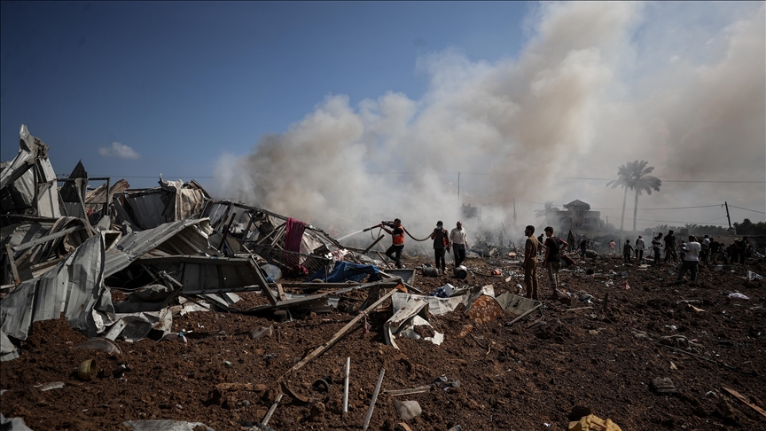 Israeli warplanes strike Palestinian refugee camp in southern Lebanon