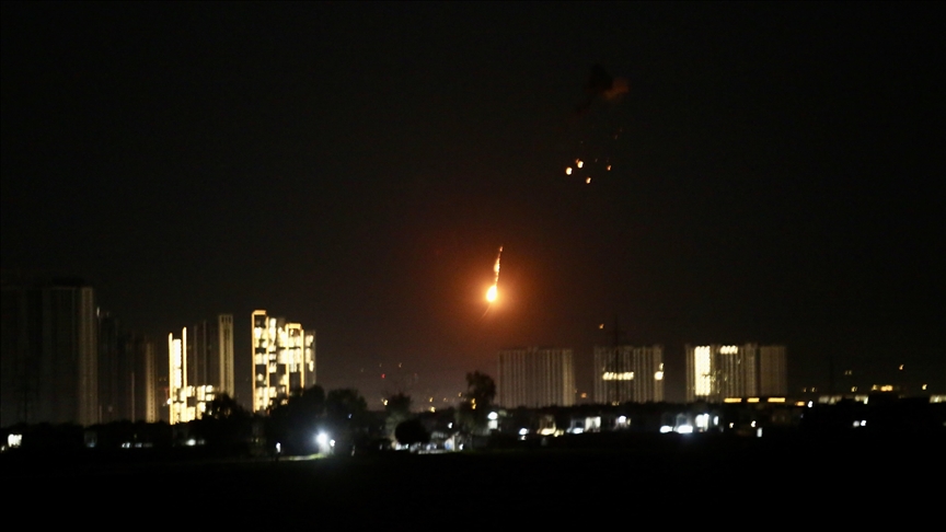 Israël frappe des réservoirs de stockage de pétrole à Téhéran