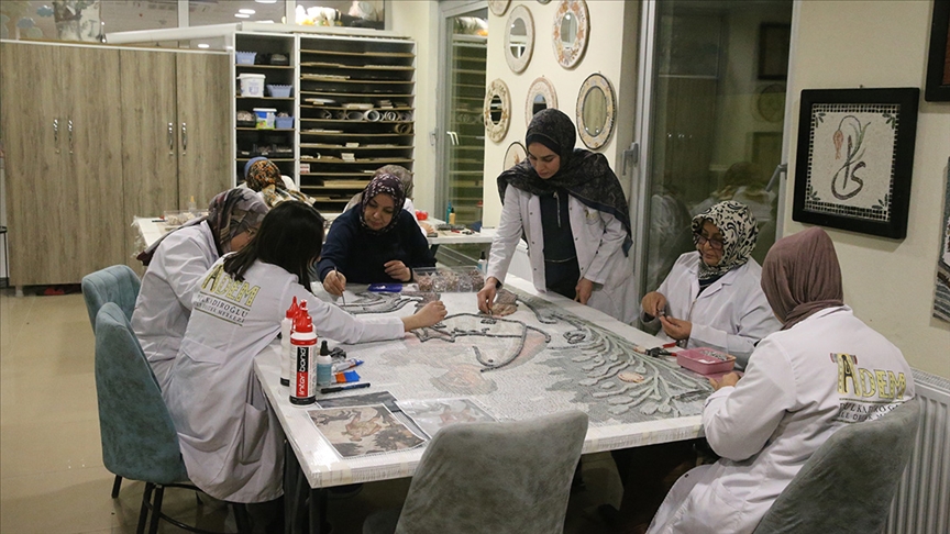 Aile destek merkezleri 162 bin kadının hayatına dokundu