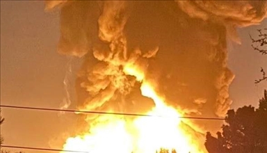 Izraelski mediji: Izrael je napao rezervoare za skladištenje nafte u Teheranu