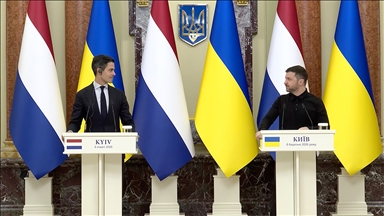 Zelenskiy, güneyde 400-435 kilometrekare alanda tekrar kontrolü sağladıklarını belirtti