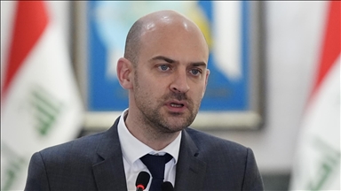 Barrot défend l’action diplomatique de la France au Moyen-Orient et appelle à « être forts à l’intérieur »