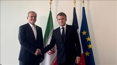 Macron, İran Cumhurbaşkanı Mesud Pezeşkiyan ile telefonda görüştü