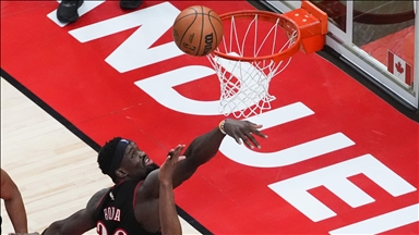 NBA'de Adem Bona'lı Philadelphia 76ers, Atlanta Hawks'a yenildi