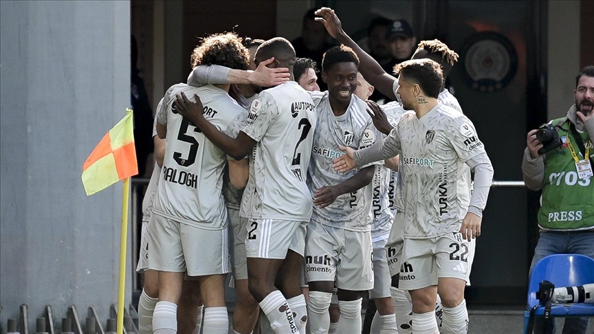 Kocaelispor, deplasmanda ikas Eyüpspor'u mağlup etti