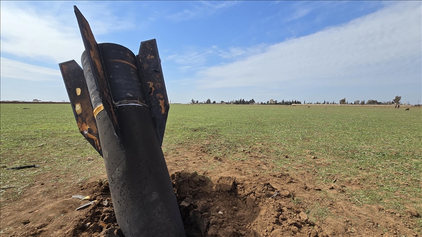 السعودية والكويت تتصديان لصواريخ إيرانية وصفارات إنذار بالبحرين