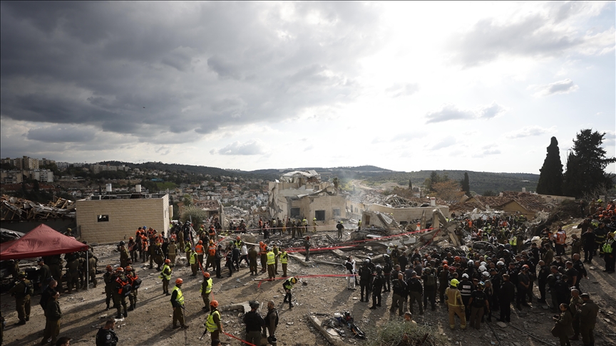 إيران تعلن شن هجمات جديدة على أهداف أمريكية وإسرائيلية