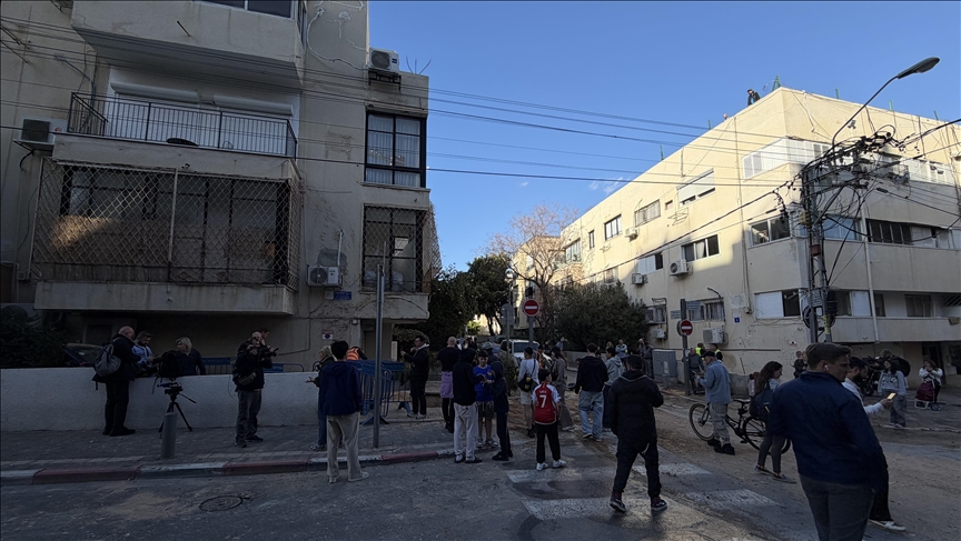 Сирены прозвучали в Тель-Авиве и других районах Израиля после иранских ракетных ответных ударов