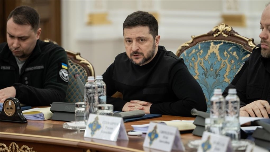 Zelenskyy says group of Ukrainian experts went to Mideast to help counter Iran's drone attacks