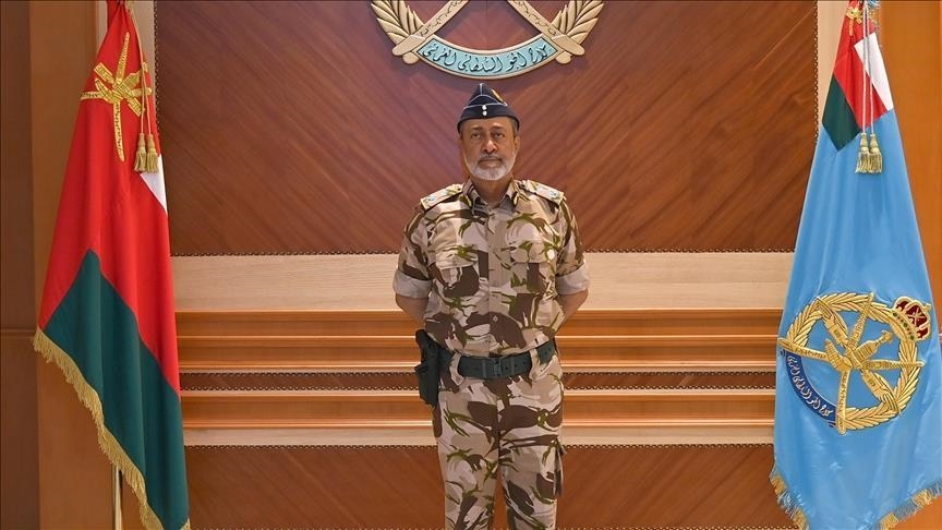 سلطان عمان يهنئ مجتبى خامنئي باختياره مرشدا أعلى لإيران 