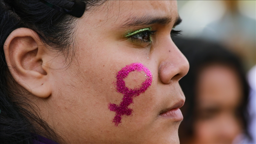 Journée des droits des femmes : plus de 200.000 manifestants mobilisés à travers la France