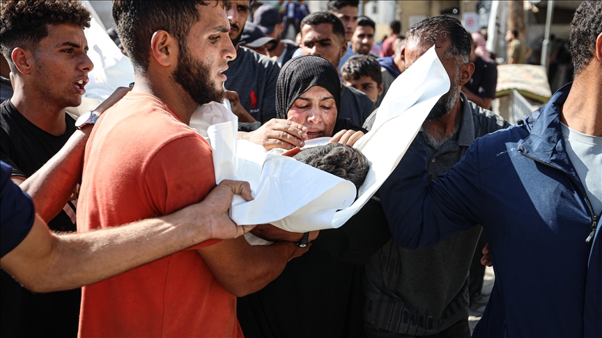 الجيش الإسرائيلي يقتل فلسطينيا ويصيب 3 بقصف وإطلاق نار في غزة 