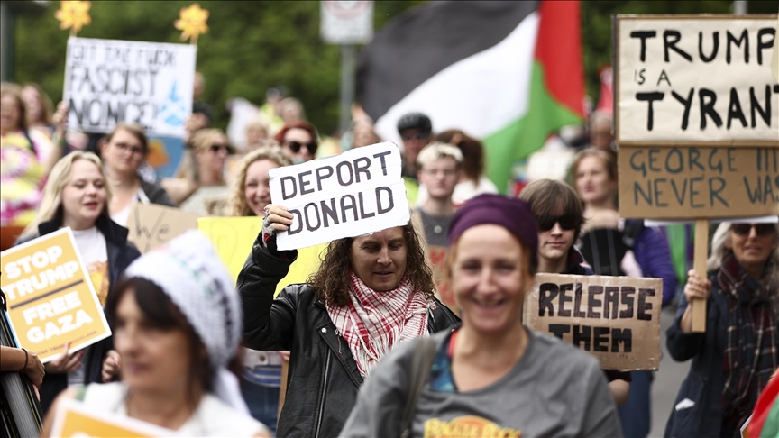 Most Britons describe themselves as ‘anti-Trump’, poll shows