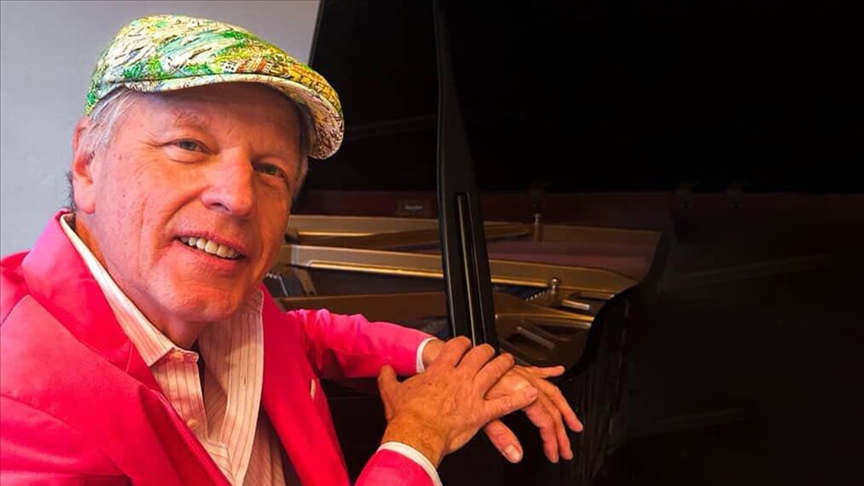 Alman piyanist Uwe Dringenberg'in Türk eserlerine yorumu, sosyal medyada yoğun ilgi gördü