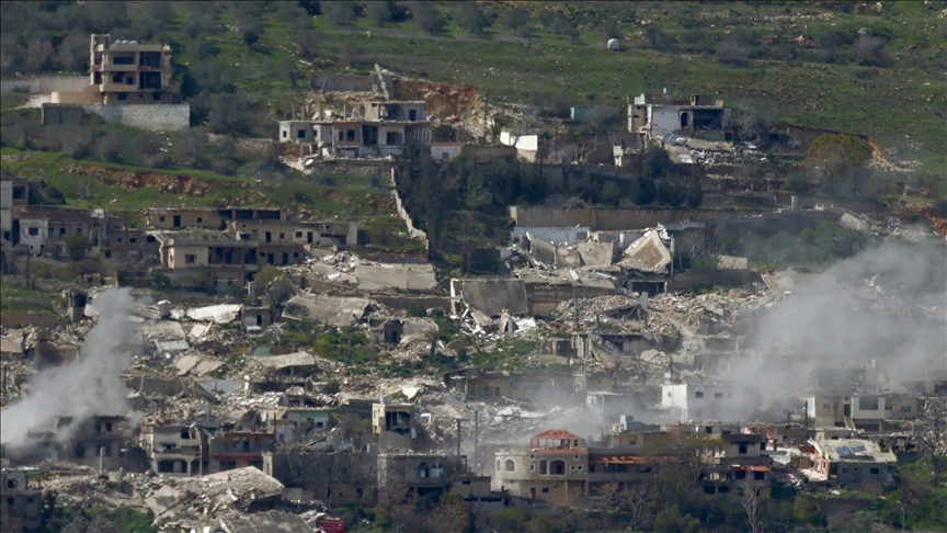 L’armée israélienne frappe la banlieue sud de Beyrouth après un avertissement d’évacuation