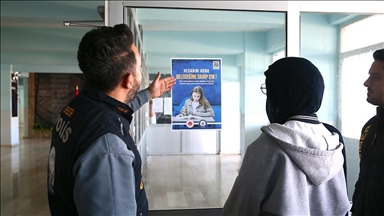 Gençlere "Hesabını kullandırma, geleceğini karartma" uyarısı