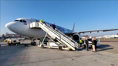 Srbija evakuacijskim letom iz Dubaija vratila kući 266 ljudi