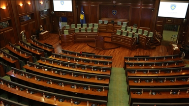 Gjykata Kushtetuese pezullon përkohësisht dekretin e presidentes Osmani për shpërndarjen e Kuvendit