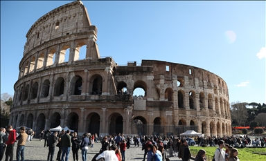 Koloseum u Rimu i dalje magnet za posjetioce iz cijelog svijeta