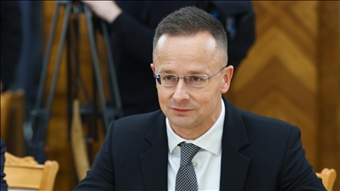 Szijjarto smatra da EU treba odmah ukinuti zabranu uvoza ruske nafte i plina