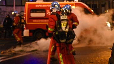 Një zjarr i madh shpërthen në Skoci, shembet një ndërtesë historike