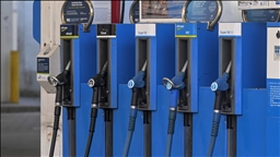 Çmimet e naftës kalojnë 100 dollarë për fuçi për herë të parë që nga viti 2022