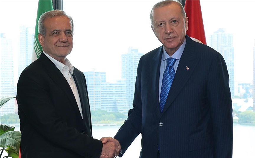 Erdogan bisedë me homologun iranian  Shkelja e hapësirës ajrore të Turqisë  nuk mund të arsyetohet për asnjë arsye 