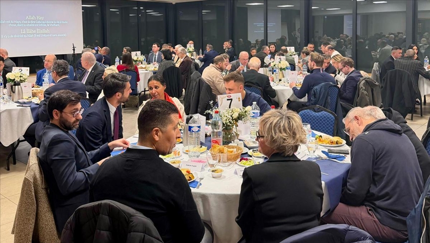 France: Le traditionnel iftar du DITIB Strasbourg réunit les représentants de nombreux pays