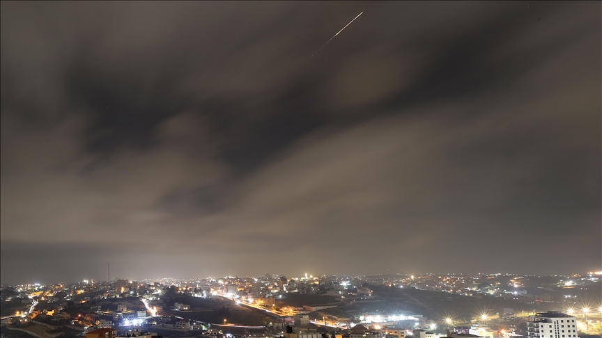 إسرائيل.. انفجارات قوية بالقدس وإنذارات جراء اعتراض صواريخ 