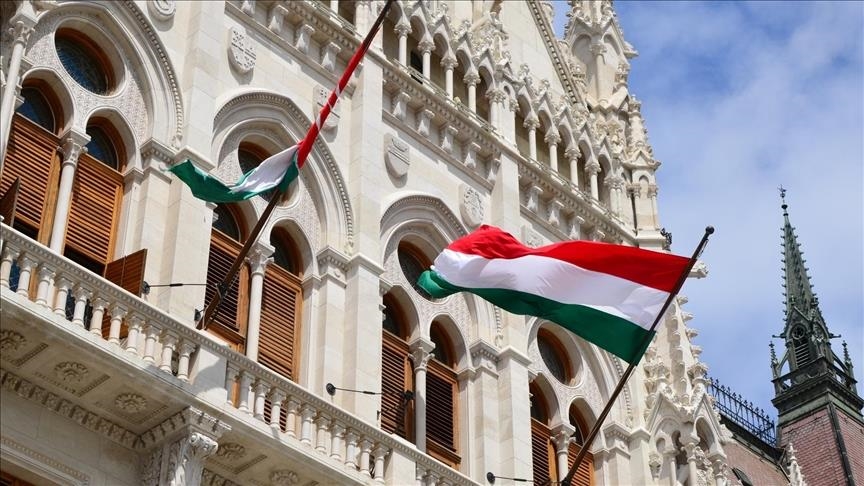 Венгрия отказалась возвращать Ощадбанку деньги до возобновления поставок нефти по «Дружбе»