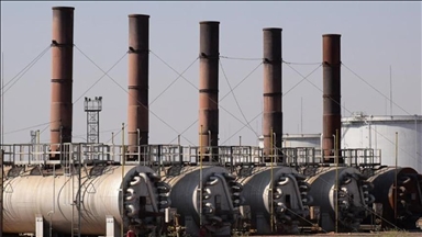 مسؤول عراقي: تدفق النفط ضرورة لتأمين 90 بالمئة من إيرادات الدولة