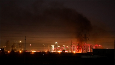 العراق.. اندلاع حريق جراء سقوط مسيرة قرب مطار أربيل