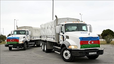 Азербайджан направил гумпомощь Ирану