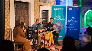 تونس.. فرقة موسيقى صوفية تركية تحيي ليلة بمهرجان "المدينة"