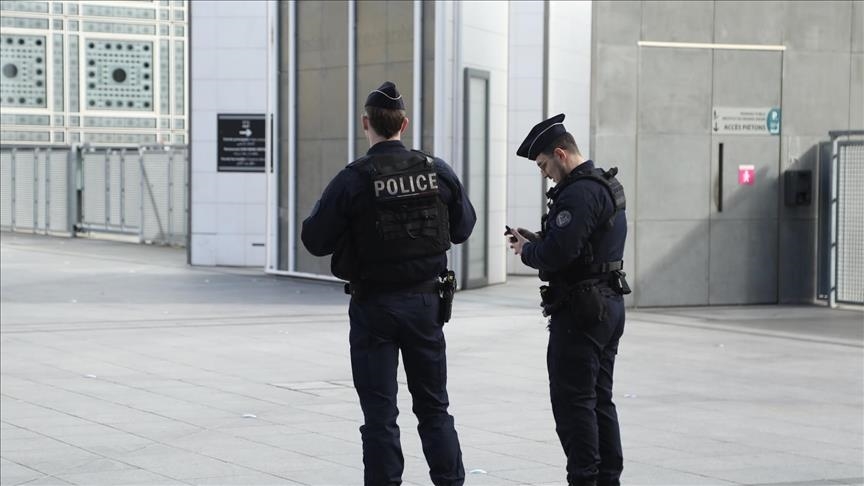 France / Marseille : mobilisation de lycéens contre des restrictions budgétaires, un élève arrêté