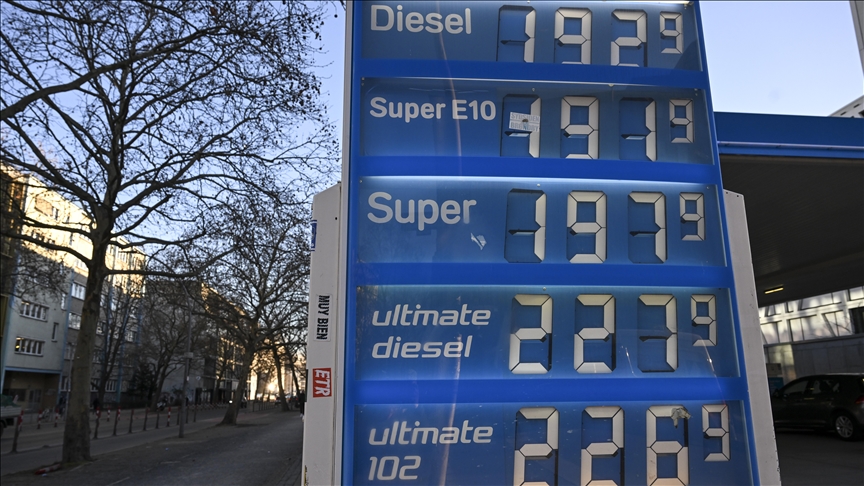 Oil rises despite reserve release talks, Trump suggesting Iran war nearing end