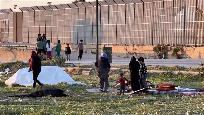 عدوان إسرائيل.. رمضان النازحين بصيدا يمتزج بالمرارة والبرد