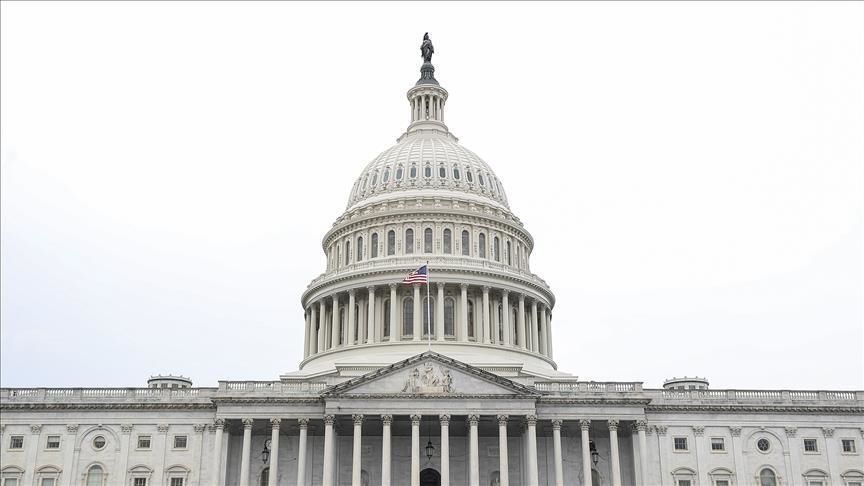 أصوات بالكونغرس تندد بالحرب: ننفق يوميا مليار دولار لقصف إيران