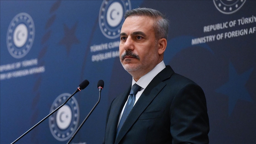 فيدان ونظيره البولندي يبحثان قضايا إقليمية وعالمية