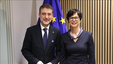 Kryediplomati Hoxha takohet me komisaren Kos: Shqipëria ka bërë progres të paprecendentë drejt BE-së