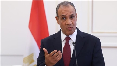 باتصال.. وزير الخارجية المصري يدعو إيران لوقف توسيع الصراع