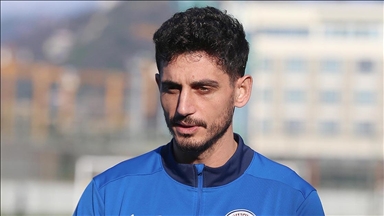 Çaykur Rizesporlu futbolcu Samet Akaydin'dan Trabzonspor maçı değerlendirmesi