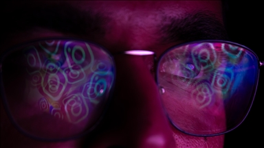 Instagram in Japan to notify parents of children interacting with suicidal content