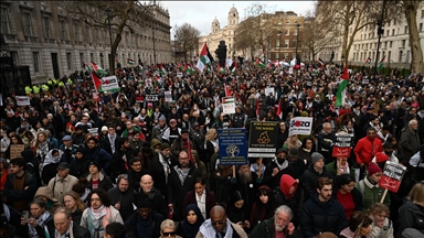 Labour MP leads cross-party push for UK sanctions on Israel