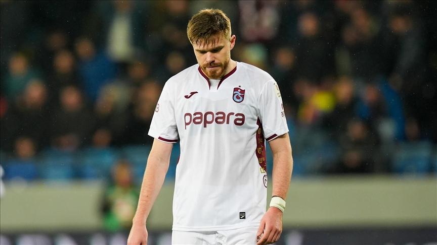 Trabzonsporlu Batagov'da bağ yaralanması ve kaval kemiğinde ödem tespit edildi