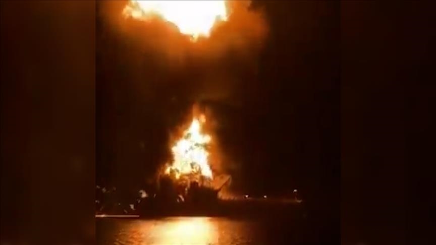 Корпус стражей исламской революции заявил об ударе по американскому нефтяному танкеру в Ормузском проливе