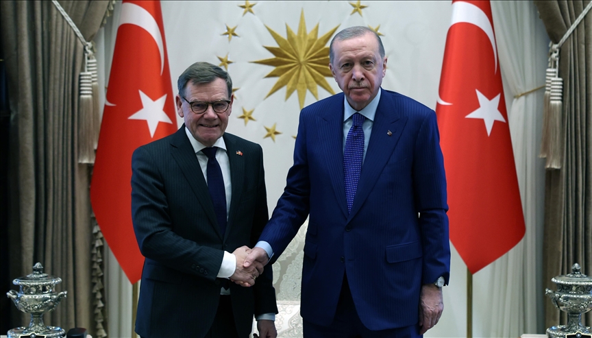  Турскиот претседател Ердоган го пречека германскиот министер за надворешни работи Вадефул