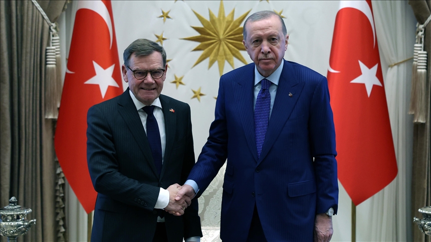 Presidenti turk Erdogan pret në takim kryediplomatin gjerman