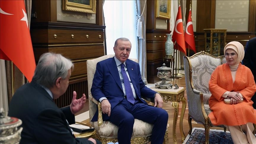 Erdogan serahkan Ataturk International Peace Prize kepada Sekjen PBB